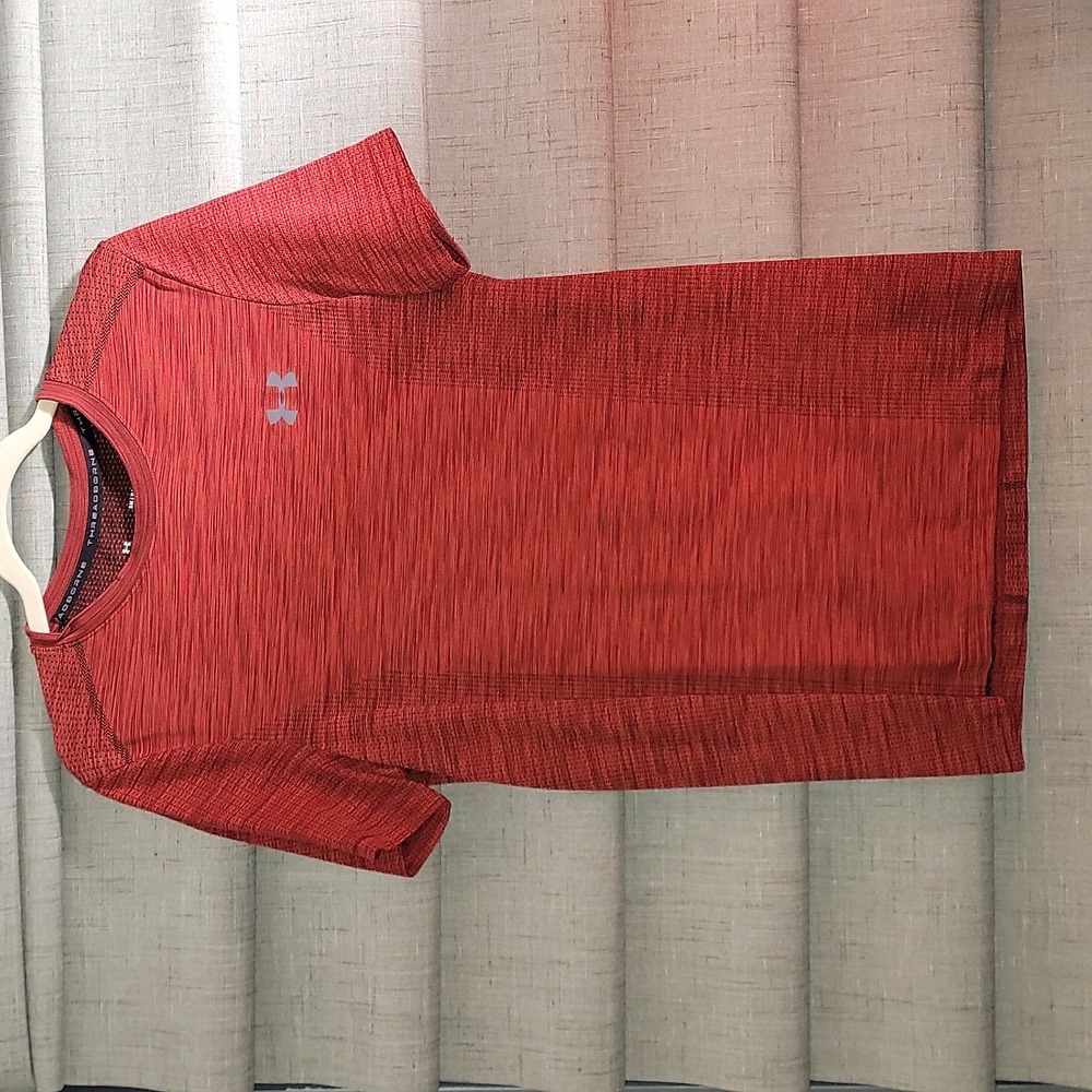 Under armor heat gear workout tee